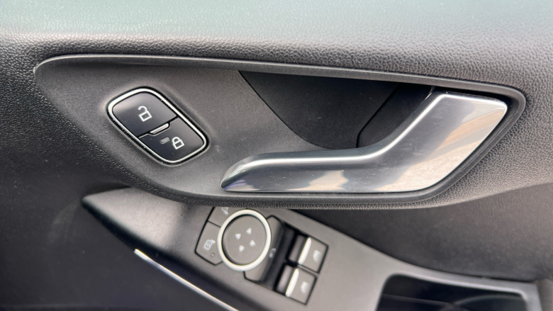 Ford Fiesta 1.0 EcoBoost Zetec 5dr Petrol Hatchback